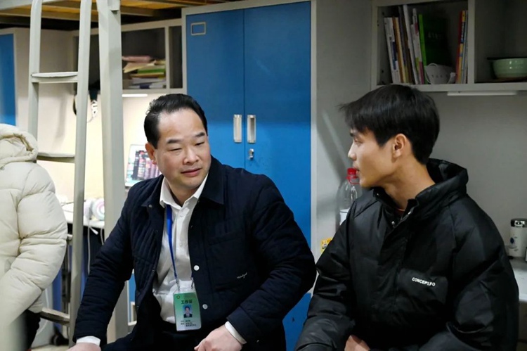 我校開(kāi)展2025年春季學(xué)期走訪(fǎng)學(xué)生宿舍活動(dòng)